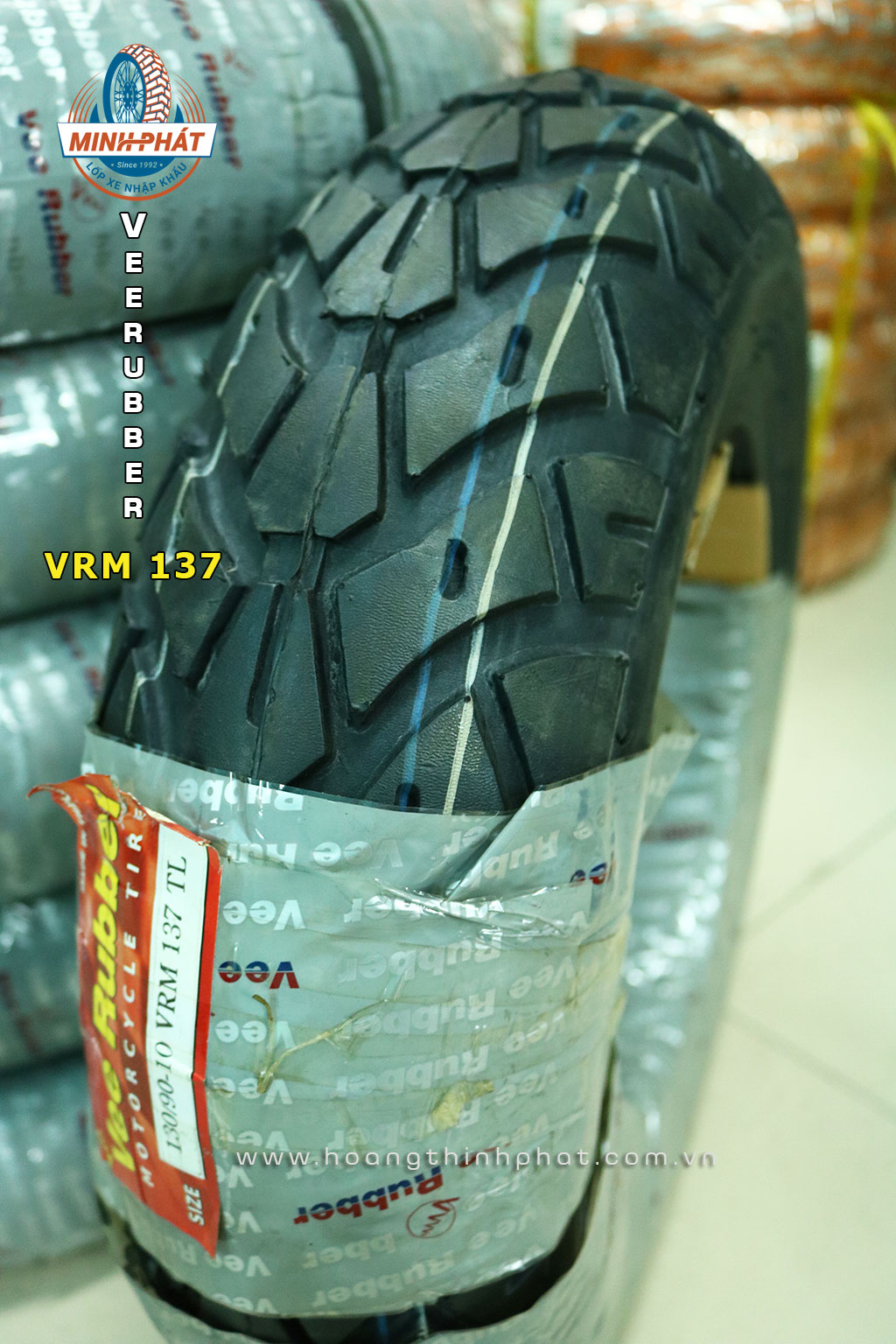 vo xe Veerubber VRM 137