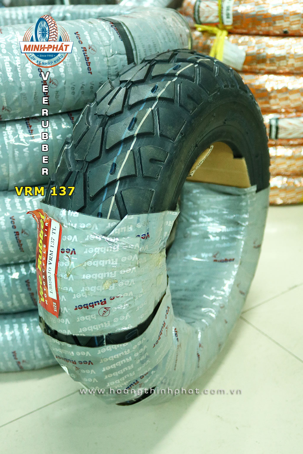 vo xe Veerubber VRM 137