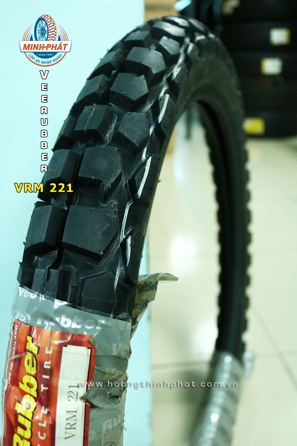 vo xe Veerubber VRM 221